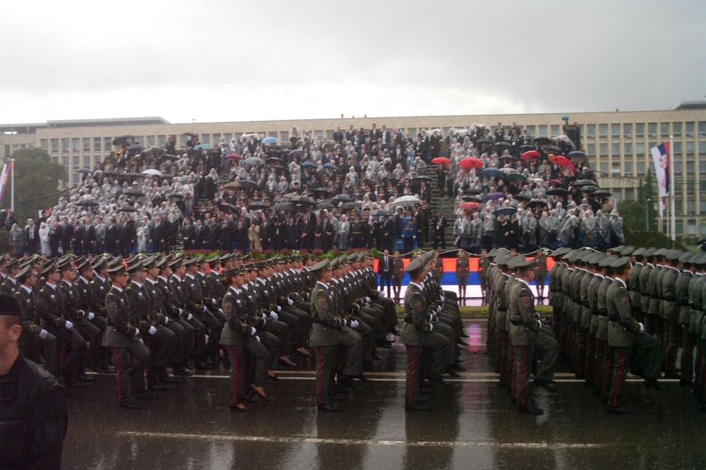 PROSLAVA I PARADA U ZRENJANINU: Vojska proslavlja svoj dan i Dan pobede nad fašizmom