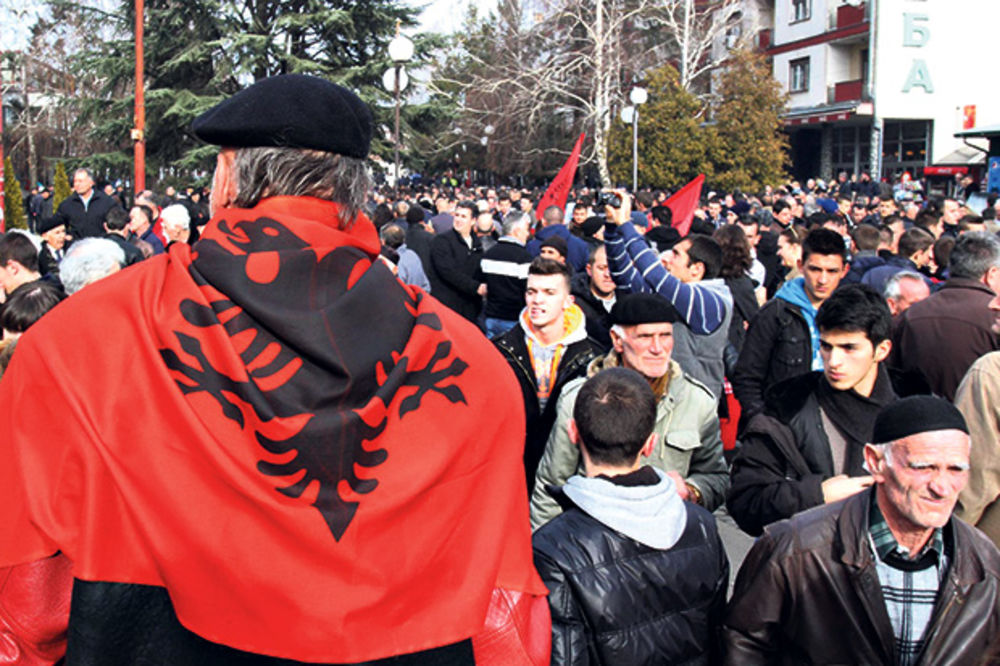 DAČIĆ: Upozoravam Albance sa juga Srbije da se ne igraju vatrom