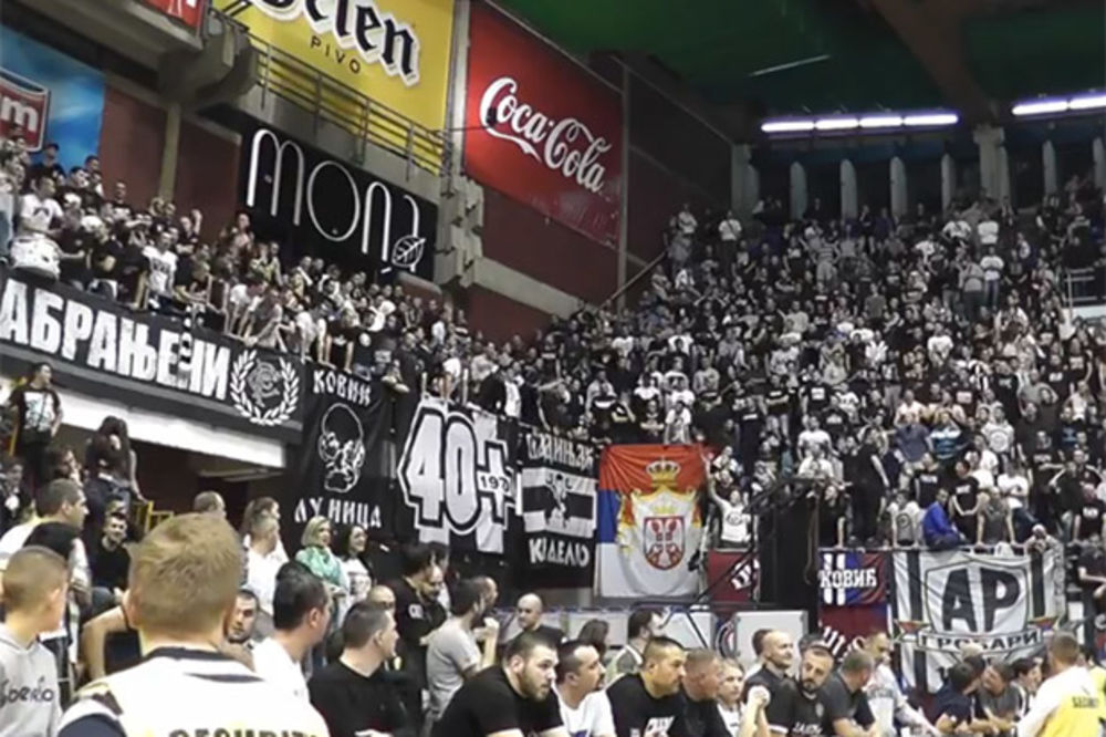 (VIDEO) Pogledajte kako navijači Partizana najavljuju utakmicu protiv Crvene zvezde