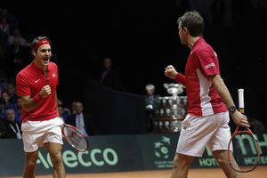 ŠVAJCARSKA NA KORAK OD TITULE: Federer i Vavrinka slavili u dublu
