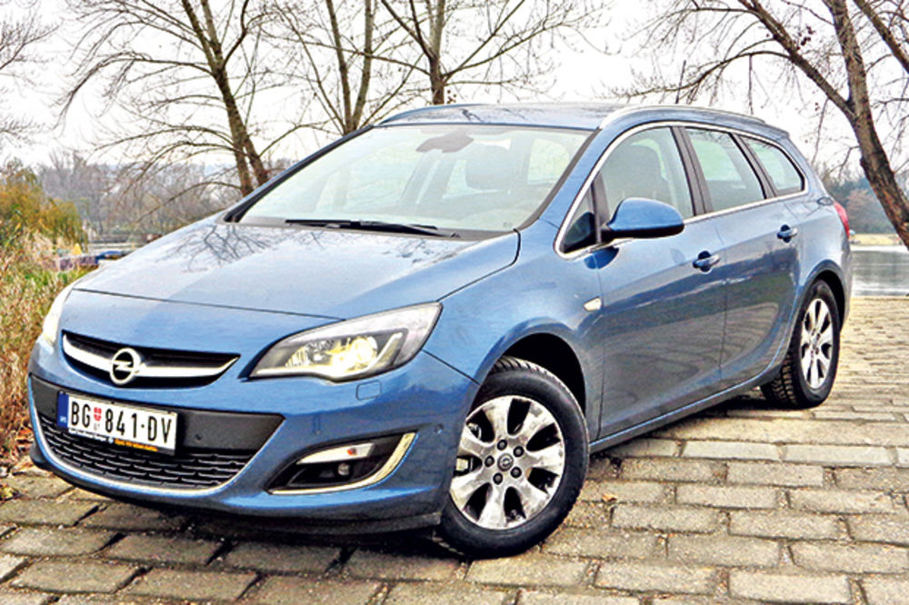 MOĆAN EKOLOG: Opel astra sports turer s novim 1,6 cdti dizel-motorom!