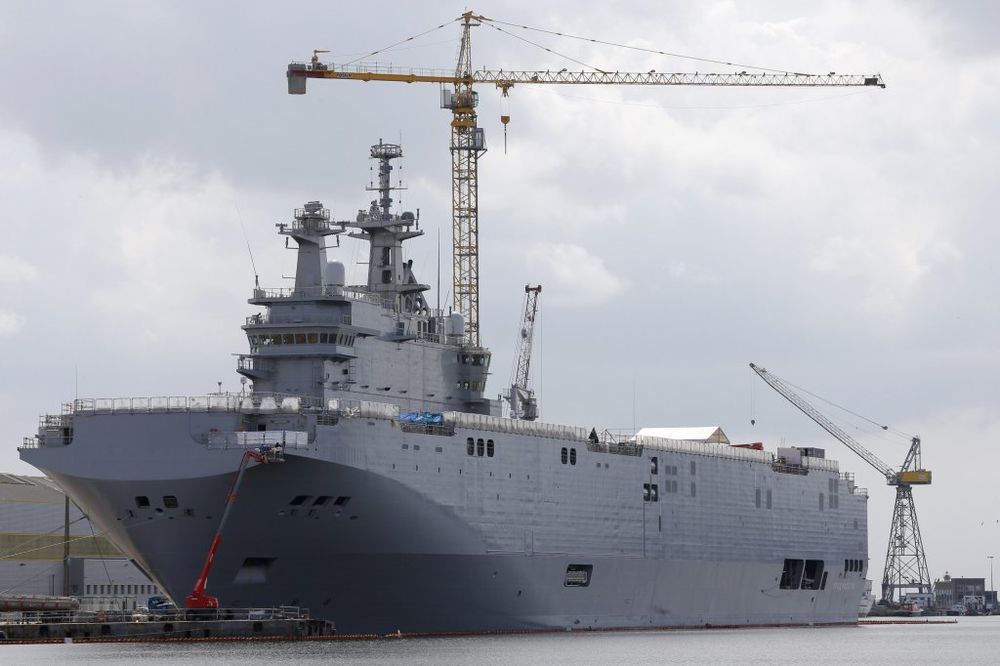 PARIZ VRAĆA NOVAC: Rusija i Francuska završile pregovore oko brodova Mistral