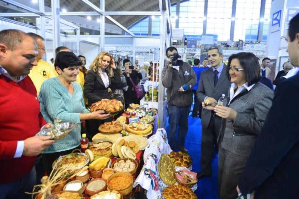 (FOTO) SAJAM ETNO HRANE I PIĆA: Imamo kvalitetnu hranu za svetsko tržište