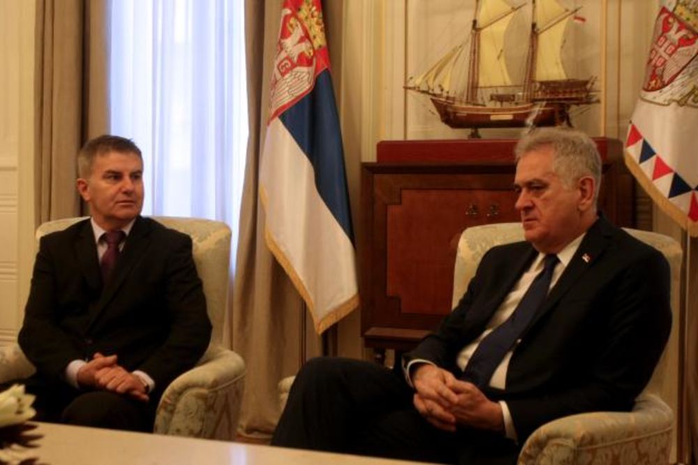 OPROŠTAJNA POSETA: Nikolić primio slovenačkog ambasadora Buta
