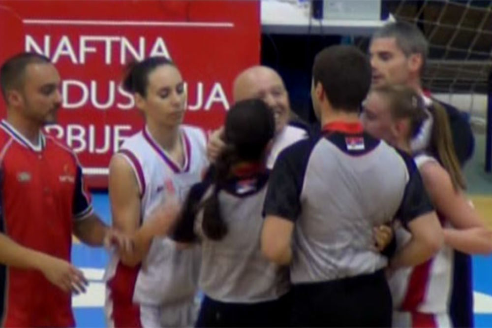 (VIDEO) SKANDAL: Pogledajte kako je došlo do prekida meča košarkašica Vojvodine i Vrbasa