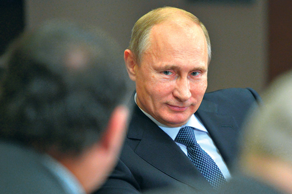 SKANDAL U MOSKVI: Putin se podsmevao novinaru misleći da je pijan! Istina je bila mnogo drugačija