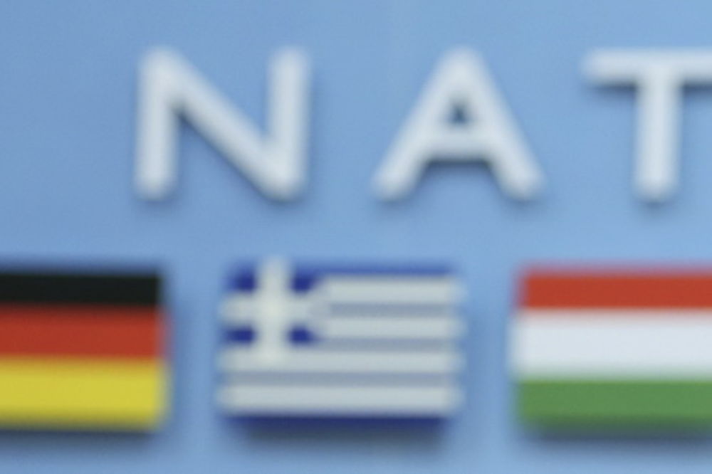 VARŠAVA: NATO da pozove u članstvo Srbiju, Crnu goru i Makedoniju