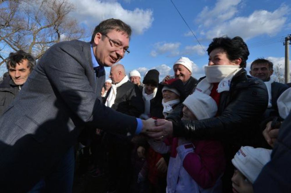 VUČIĆ U MIONICI: Lider SNS posetio domaćinstvo Miljka Petrovića