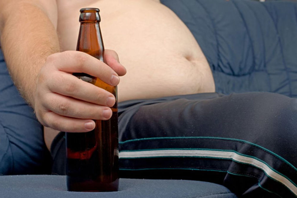 Zašto uglavnom muškarci imaju "pivski stomak"?