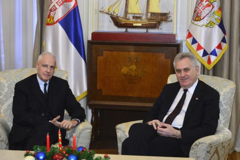 Nikolić se sastao sa ambasadorom Vilhelmom