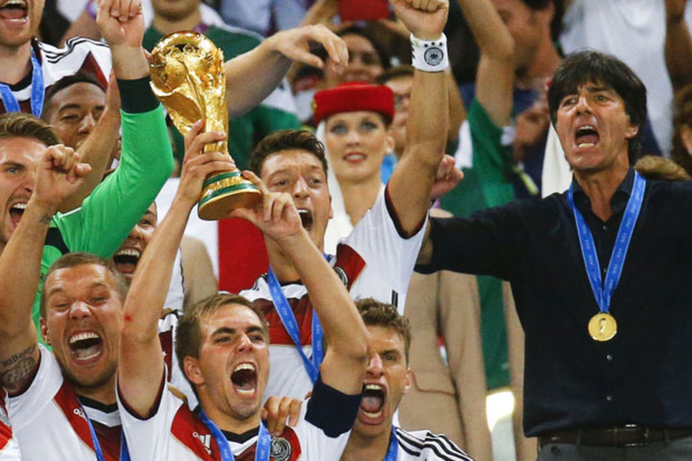 (VIDEO) SPORT U SVETU U 2014: Nemci osvojili fudbalsku titulu, Hamiltom novi šampion u F1...