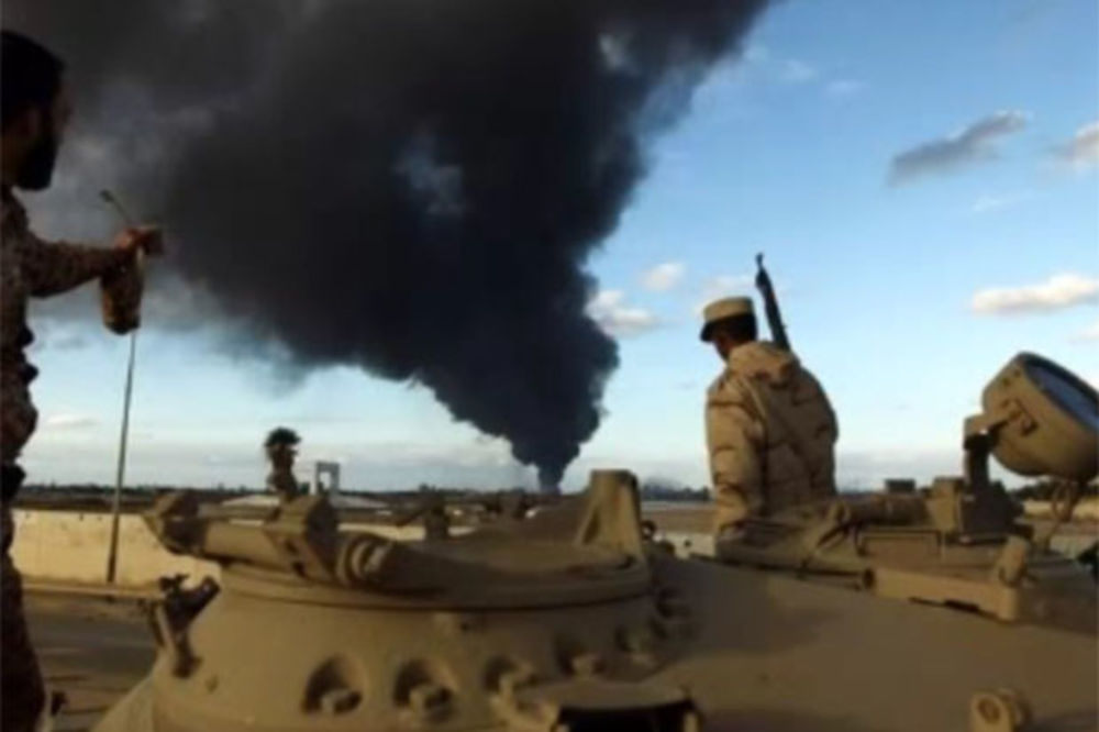 DVA MRTVA I DVA RANJENA: Libija priznala da joj je grčki tanker bio sumnjiv, pa ga je bombardovala