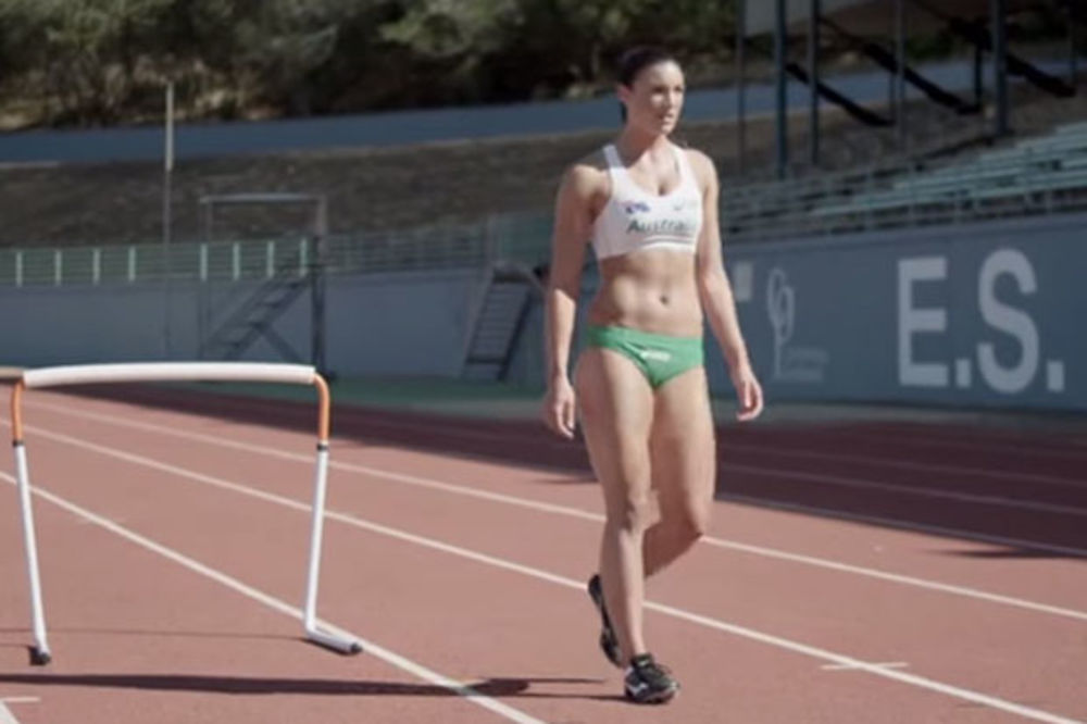 (VIDEO) MAMI MUŠKE UZDAHE: Pogledajte kako se australijska atletičarka priprema za novu sezonu