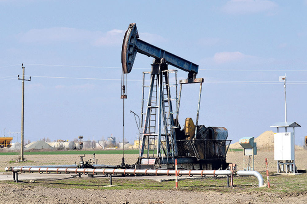 EKSPLOATACIJA: Rusi plaćaju sve manje, a ispumpavaju više nafte