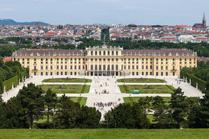 BROJ JEDAN U AUSTRIJI: Bečki dvorac Šenbrun posetilo 3,2 miliona ljudi!