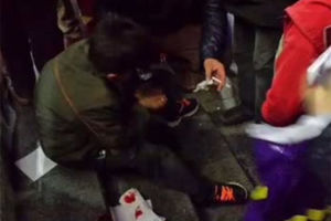 GDE ĆE MU DUŠA: Menadžer turskog fast fuda pretukao dete izbeglicu jer je pojelo ostatke hrane!