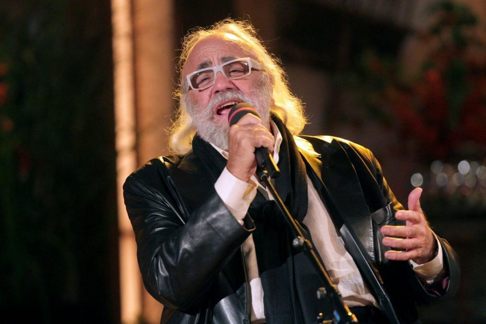 OTIŠLA LEGENDA: Preminuo grčki pevač Demis Rusos