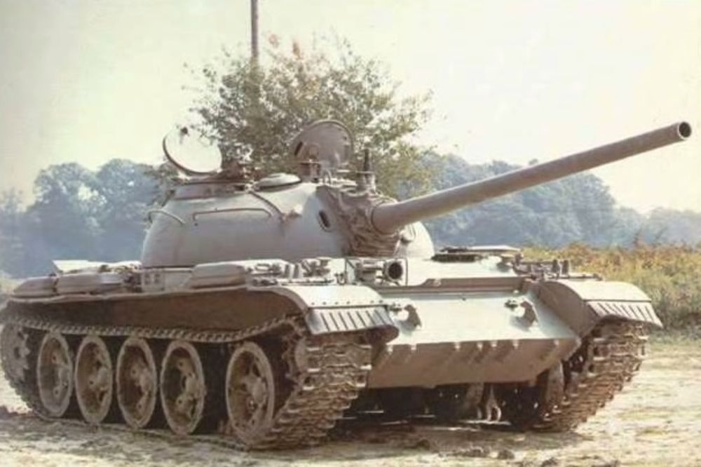 SRBIJA RASPRODAJE NAORUŽANJE: Vojska nudi 480 tenkova, 220 oklopnih vozila, 200 haubica...