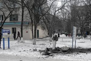 NOVE ŽRTVE: 8 civila poginulo u granatiranju Donjecka, stradalo 37 vojnika