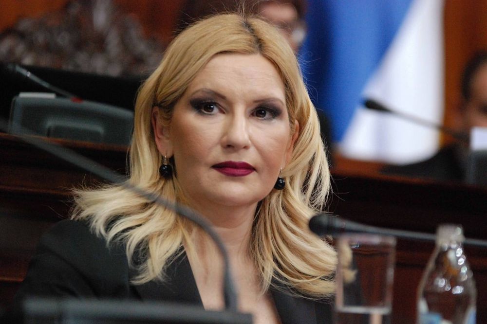 ZORANA MIHAJLOVIĆ: Viškova zaposlenih ima u skoro svim ministarstvima, pa i u mom