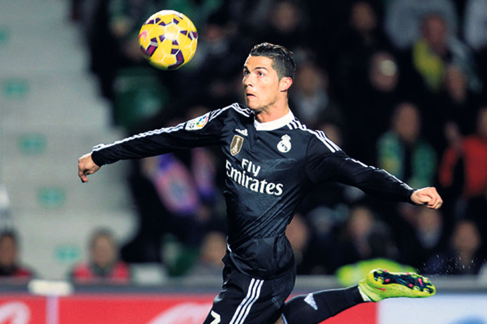 Ronaldo tek treći napadač na svetu