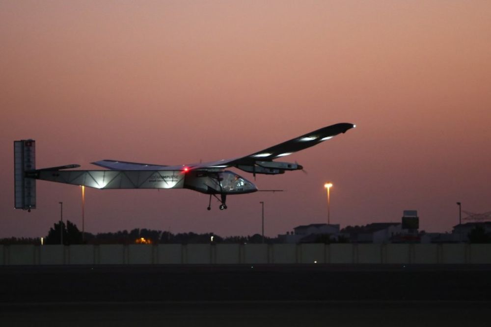PUT OKO SVETA BEZ KAPI GORIVA: Ovaj solarni avion uskoro kreće na put