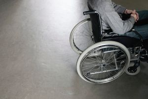 KONAČNO NAUČIO DA HODA: Portugalac zbog pogrešne dijagnoze 43 godine proveo u kolicima