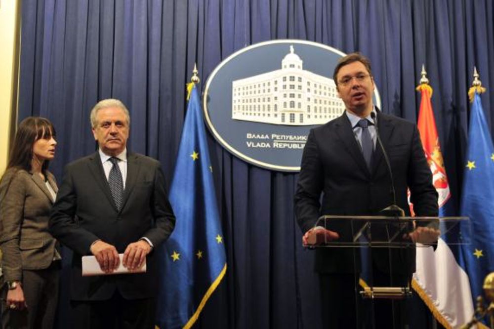 Vučić: Srbija nije odgovorna za migracije!