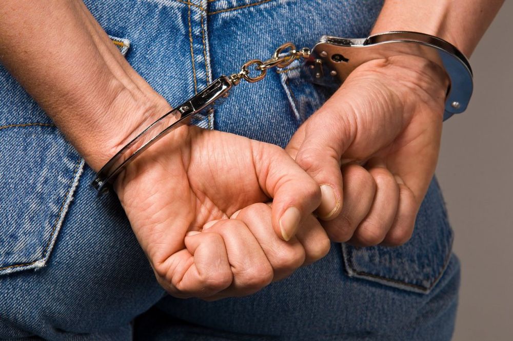 KAKO IH SAMO NIJE SRAMOTA: Banjalučanin (34) uhapšen zbog neplaćanja alimentacije!