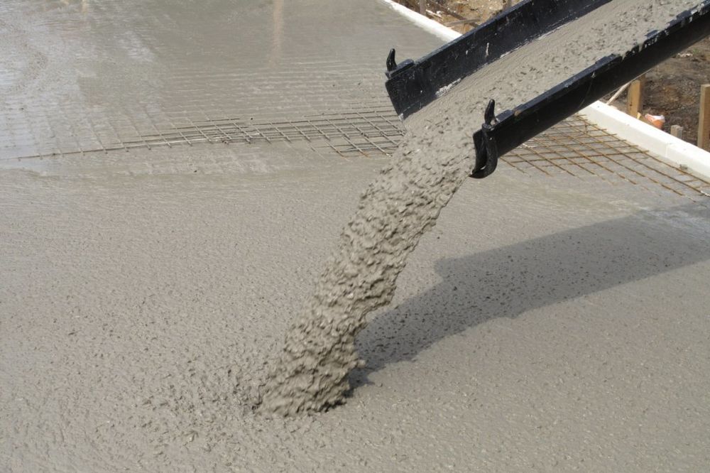 ZABETONIRAĆE AUSTRIJU: Njive zalivaju betonom i asfaltom!