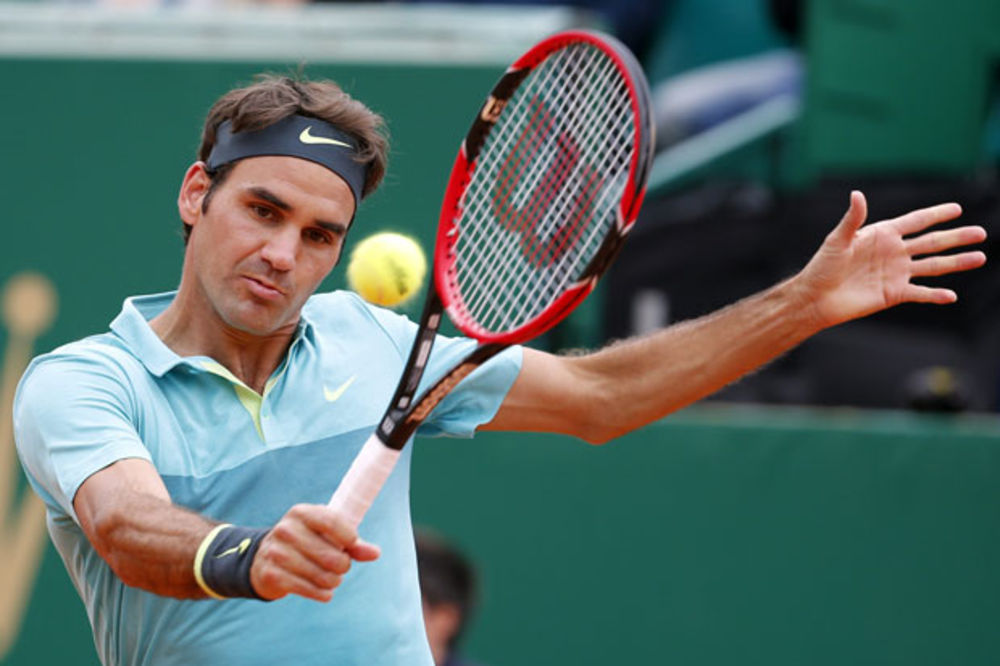 ČUDESNI FRANCUZ ŠOKIRAO ŠVAJCARCA: Monfis izbacio nemoćnog Federera!