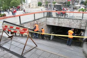 U CENTRU BEOGRADA: Podzemni prolaz između Terazija i Balkanske tone u misterioznu vodu!