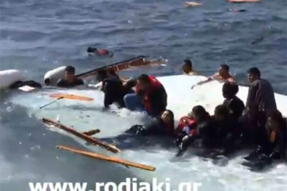 (VIDEO) PREBROJAVAJU MRTVE: Brod sa emigrantima nasukao se na Rodosu