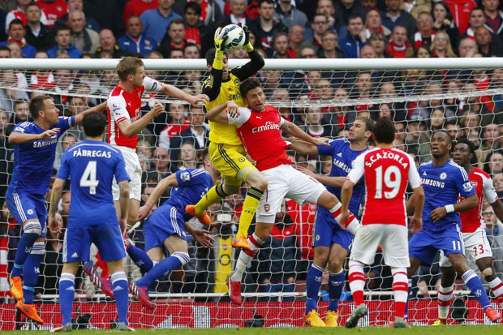 PLAVCI KORAK BLIŽE TITULI: Arsenal i Čelsi igrali bez golova u londonskom derbiju