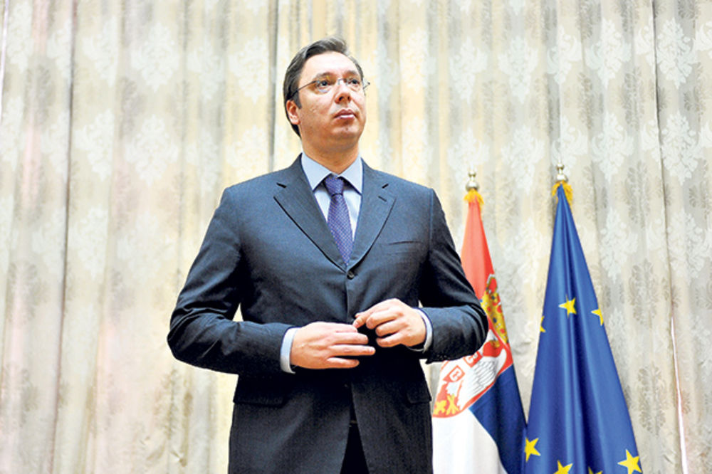 Vučić: Smenite me, ne dam Gazivode