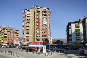 KOSOVSKA MITROVICA: Ponovo bačena bomba na hotel Saša