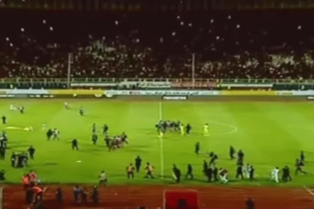 (VIDEO) ISPALA VEKA: Čak 90.000 ljudi na stadionu slavilo titulu, koju nisu osvojili