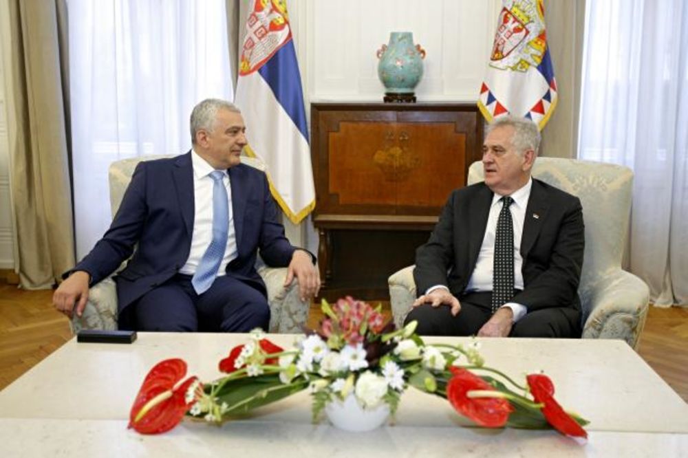 Nikolić se sastao sa Mandićem, predsednikom Nove srpske demokratije