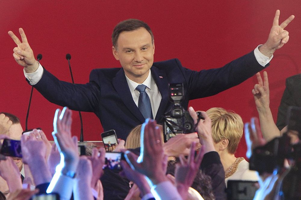 NEZVANIČNI REZULTATI: Konzervativac Andžej Duda novi predsednik Poljske