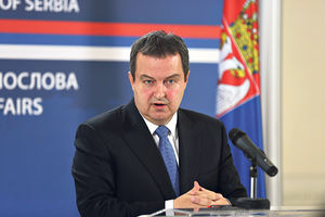 ZAJEDNIČKIM SNAGAMA DO BOLJE SARADNJE: Dačić primio čestitke šefova diplomatije Slovačke i Francuske