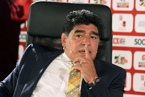 UMRO NA INTERNETU: Maradona mrtav, a daje izjave