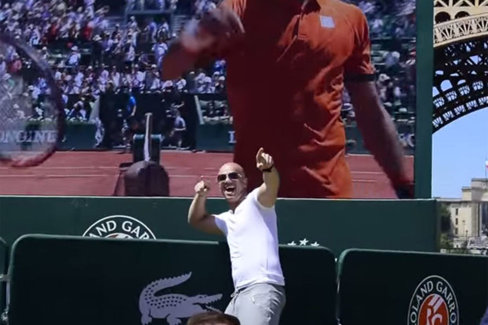 (VIDEO) Pogledajte kako je Boban Rajović proslavio Novakov plasman u finale