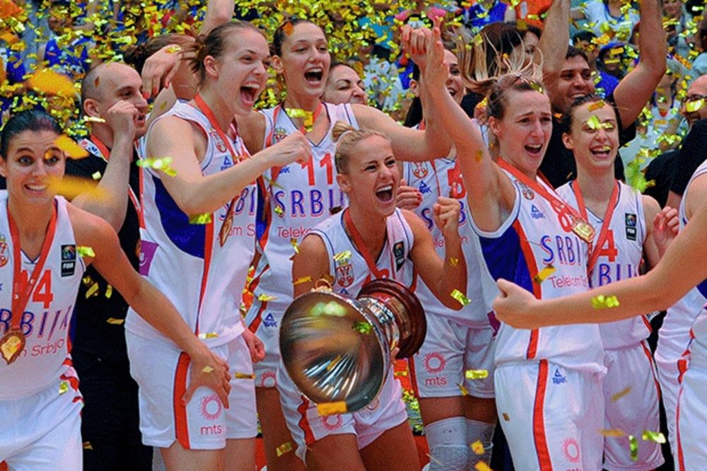 (VIDEO) ŠAMPIONKE U GLAS: Mi smo tim! Ovo za Srbiju!