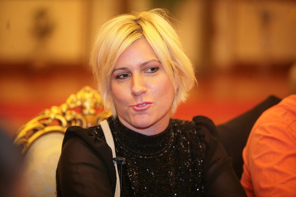 I NIJE JOJ DOSTA: Jelena Golubović otkrila koliki je honorar dobila u Parovima