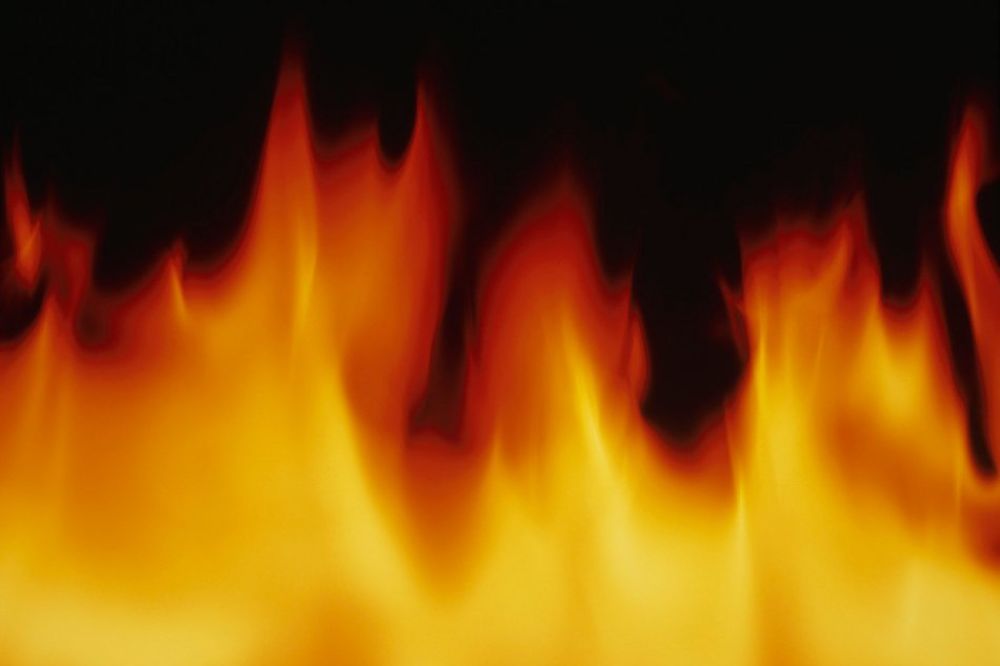 PUCAJU PO ŠAVOVIMA: Migranti pokušali da zapale sobu u Prihvatnom centru