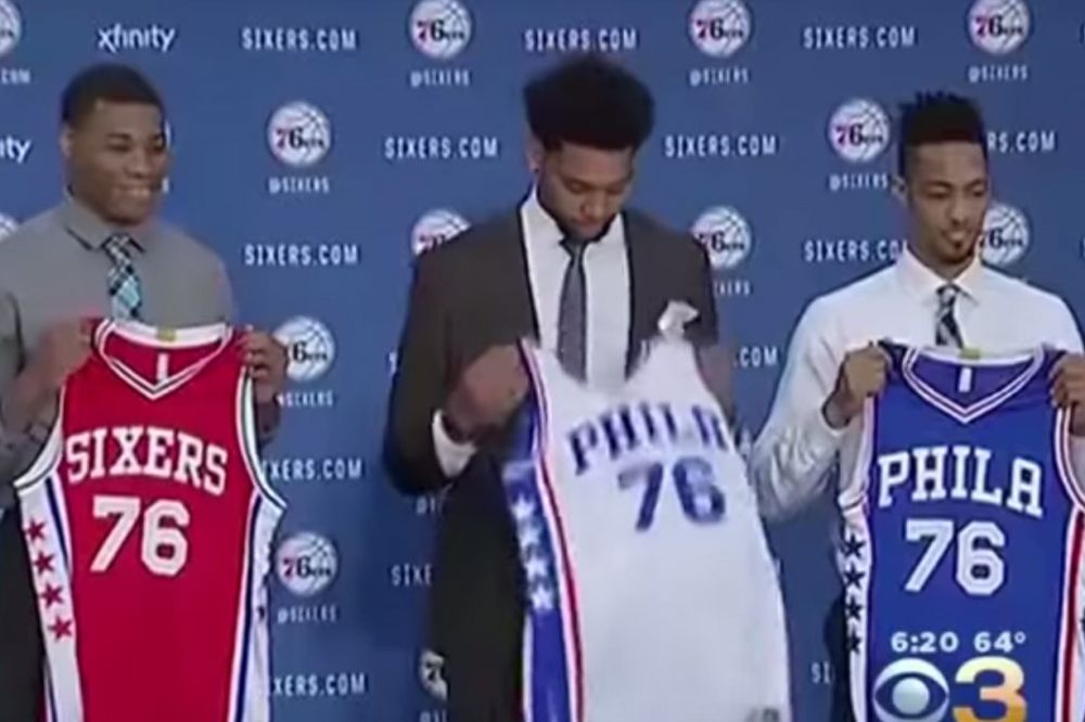 (VIDEO) SRAMOTAN ISPAD: Pogledajte šta je treći pik NBA drafta uradio sa dresom novog kluba