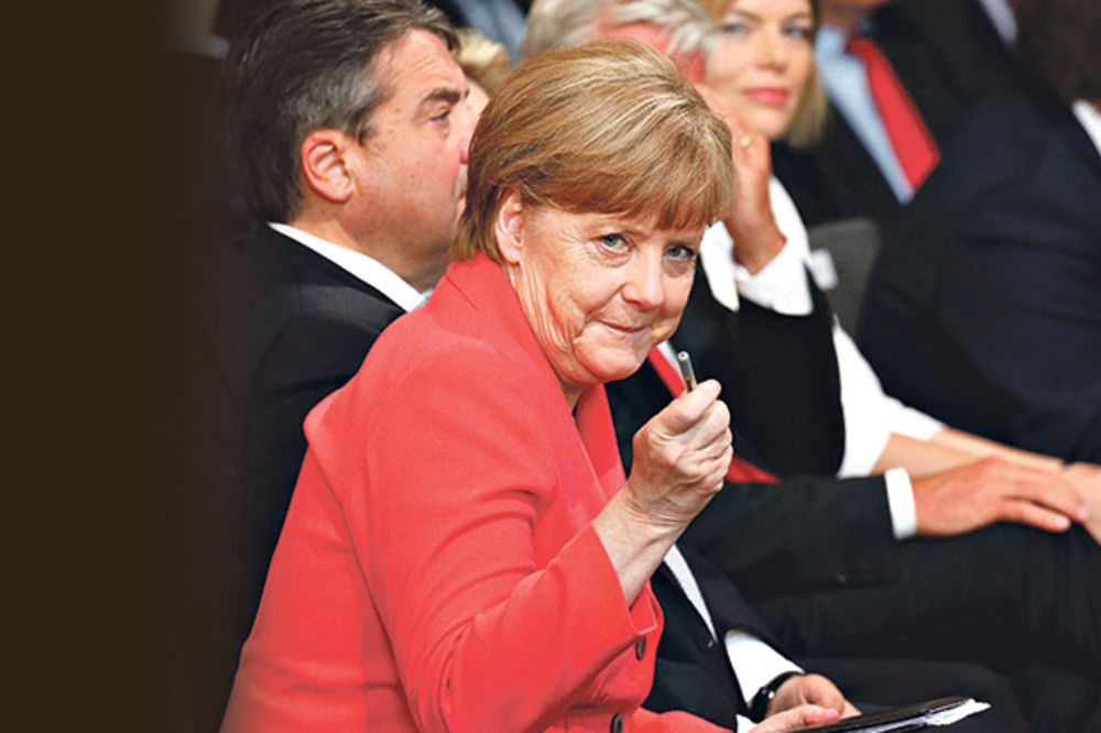 Angela Merkel naredila Mustafi da se dogovori s Vučićem