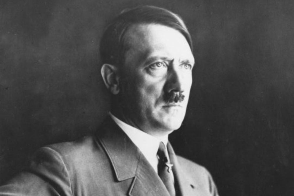 (VIDEO) POSLAO POMOĆU NJEGA MILIONE LJUDI U SMRT: Evo za koliko je prodat Hitlerov telefon