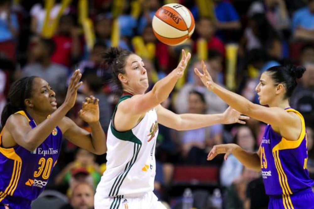SRPKINJA BRILJIRA U WNBA: Sjajna Ana Dabović u novoj pobedi Los Anđelesa