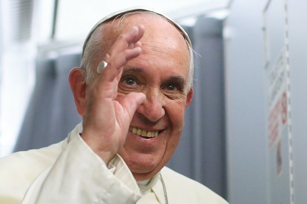 GLASNIK MIRA: Papa krenuo u zvaničnu posetu Africi